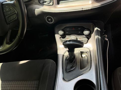 Used 2023 Dodge Challenger SXT RWD image 11