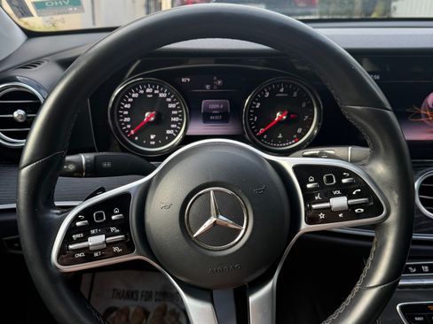 Used 2019 Mercedes-Benz E 300 image 5