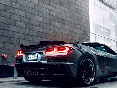 Used 2023 Chevrolet Corvette Z06 image 5