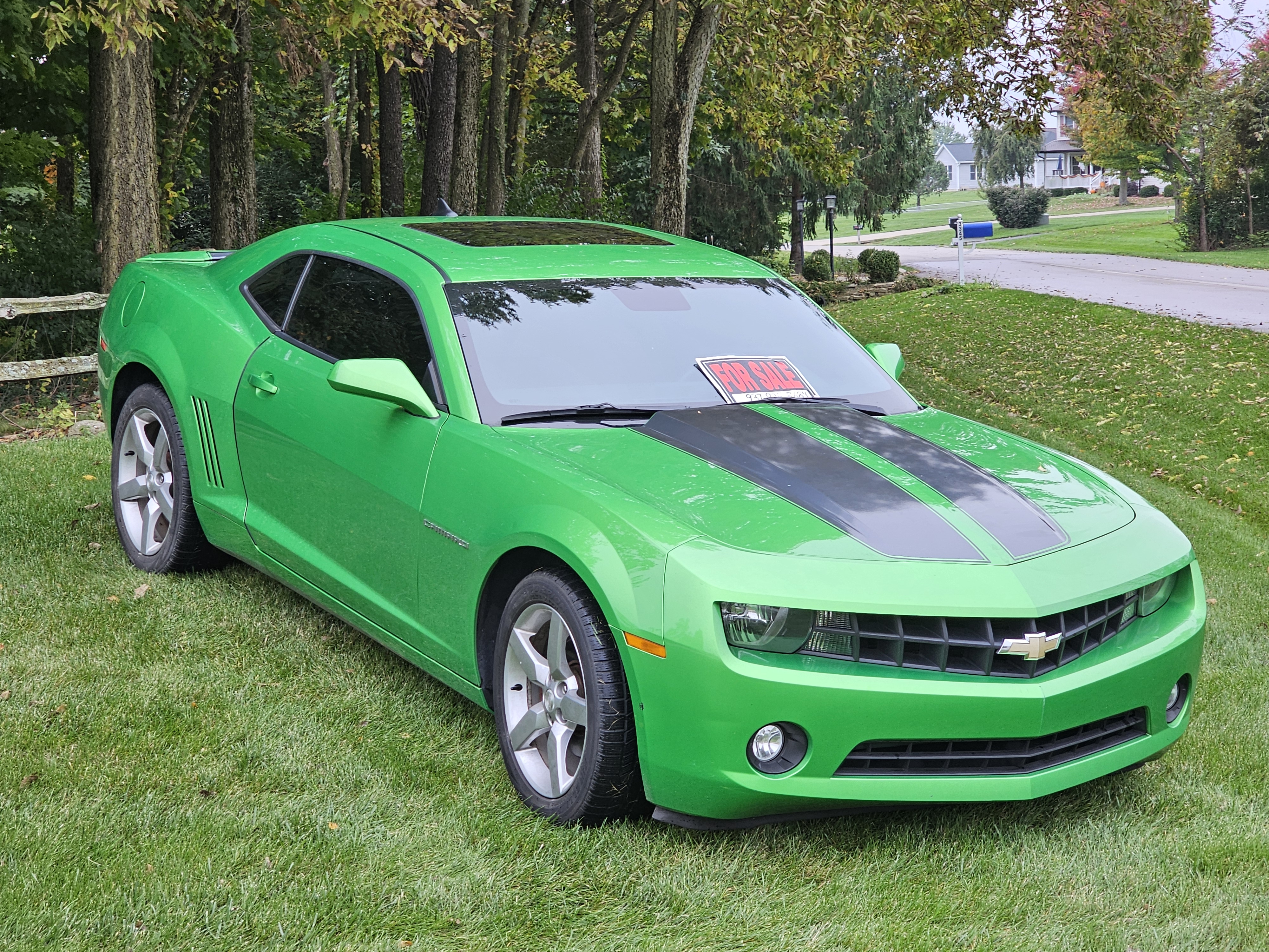 Used 2010 Chevrolet Camaro LT RWD image 5
