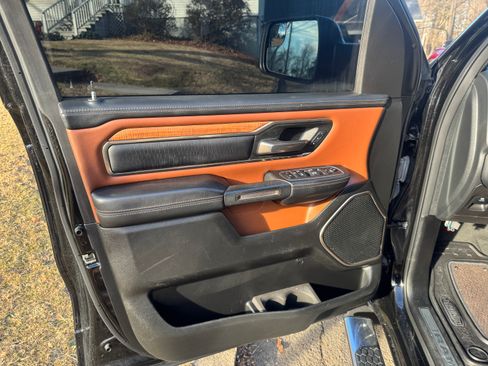 Used 2022 RAM 1500 Limited w/ Body-Colour Bumper Group image 25