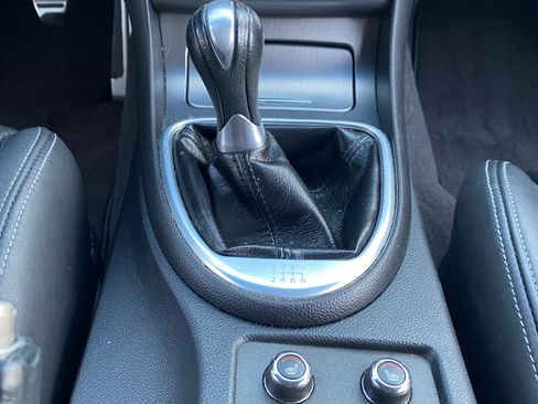 Used 2010 INFINITI G37 Sport image 15