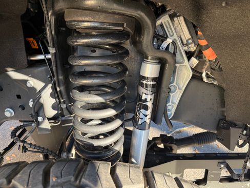 Used 2025 Ford F250 Platinum image 16