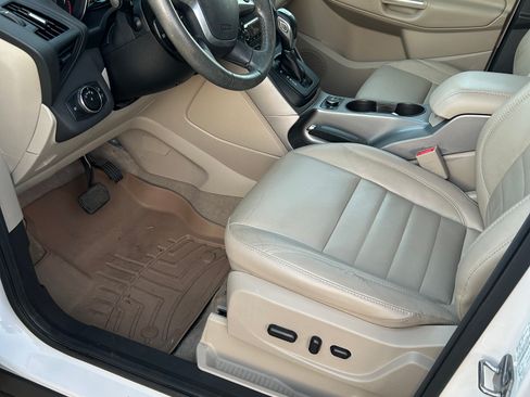 Used 2014 Ford Escape SE w/ Equipment Group 201A image 8