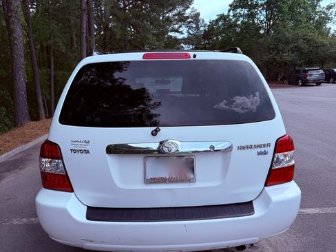 Used 2006 Toyota Highlander 2WD Hybrid image 8