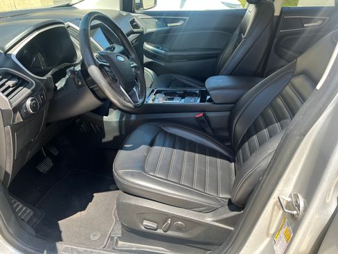Used 2019 Ford Edge SEL w/ Equipment Group 201A FWD image 10