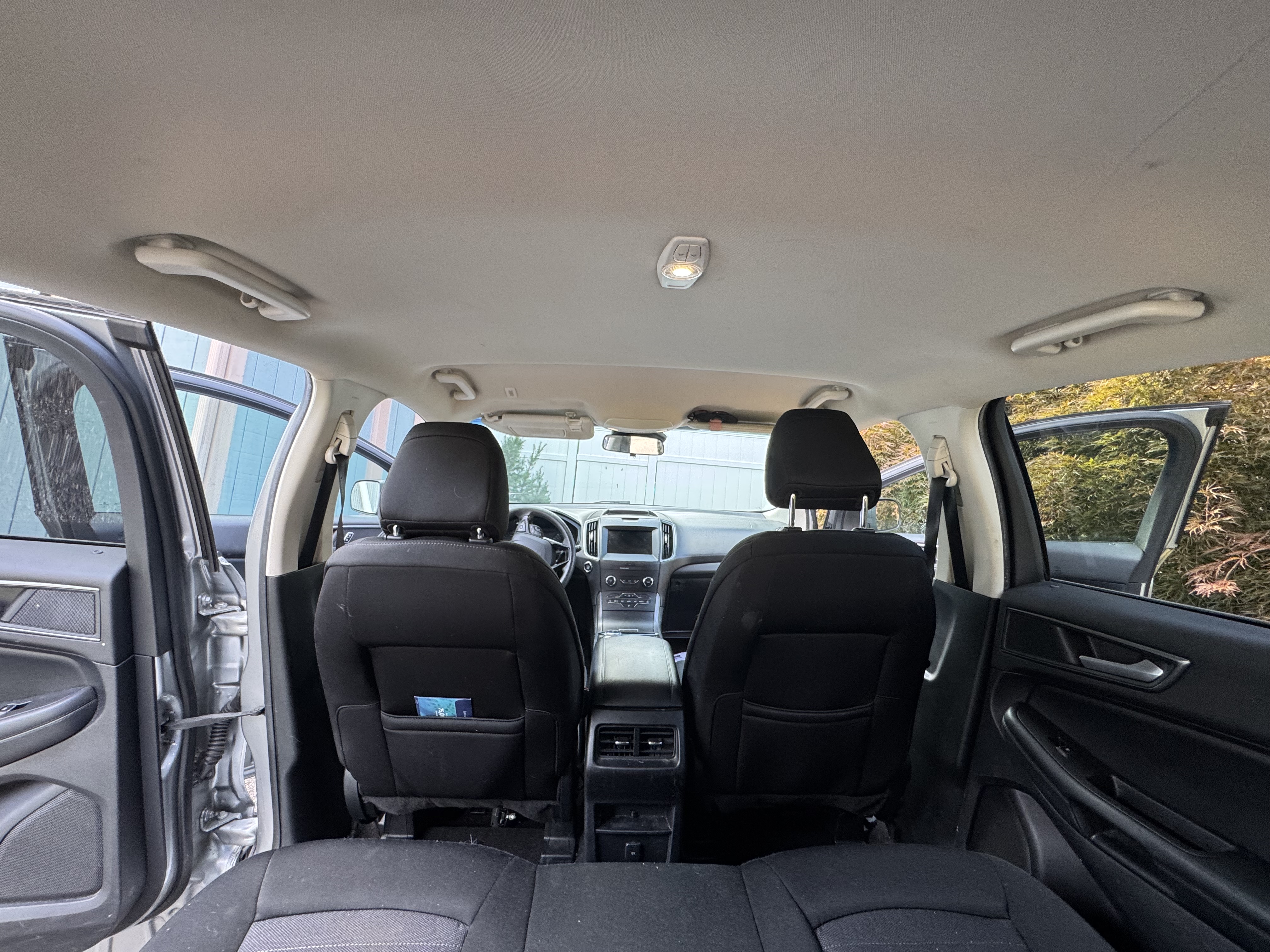 Used 2020 Ford Edge SE AWD/4WD image 16