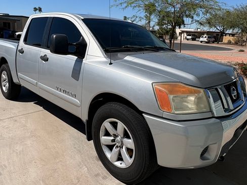Used 2009 Nissan Titan SE w/ SE Max Utility Pkg RWD image 1