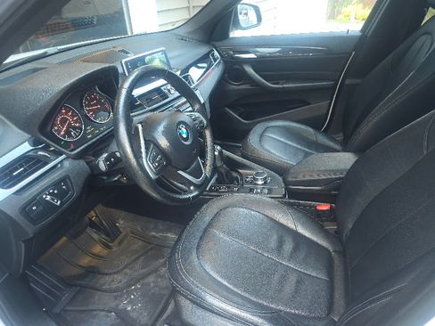 Used 2018 BMW X1 xDrive28i image 9