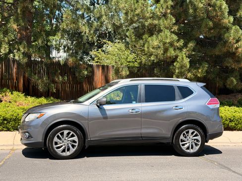 Used 2015 Nissan Rogue SL w/ SL Premium Package AWD/4WD image 4