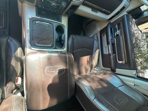Used 2016 RAM 2500 Longhorn w/ Convenience Group AWD/4WD image 2
