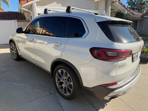 Used 2021 BMW X5 xDrive45e w/ Premium Package image 5