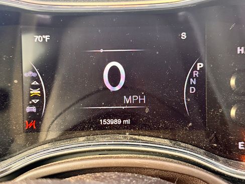 Used 2018 Jeep Grand Cherokee Overland AWD/4WD image 17