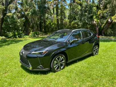 Used 2025 Lexus UX 300h FWD w/ Accessory Package (Z1)