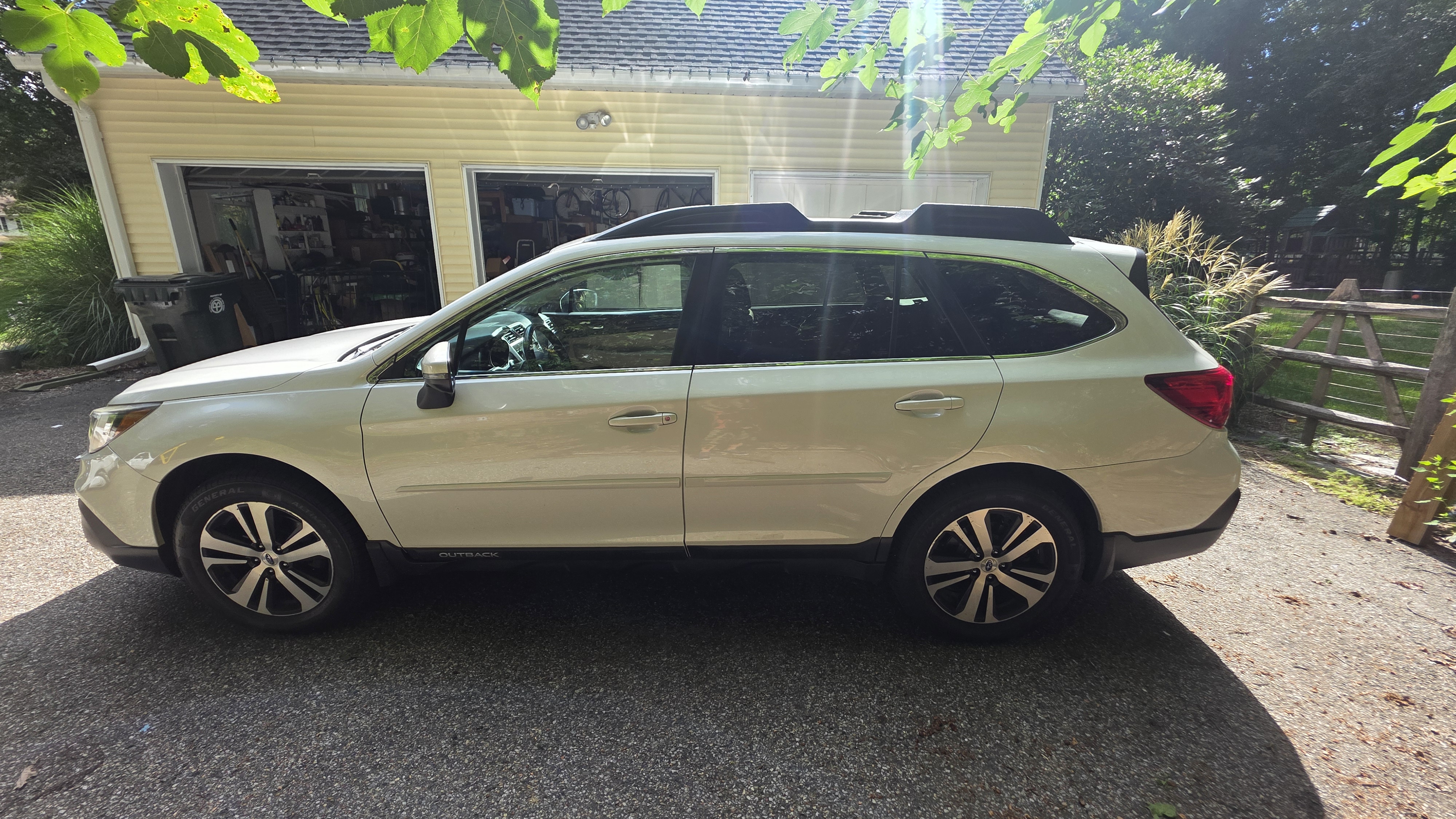 Used 2018 Subaru Outback 2.5i Limited AWD/4WD image 5