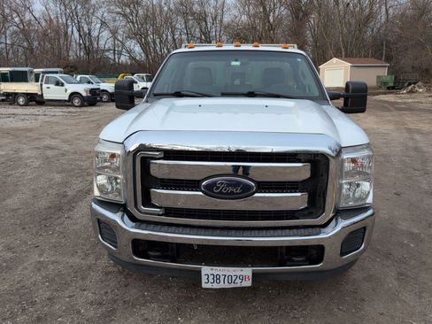 Used 2016 Ford F250 XL w/ XL Appearance Package image 4