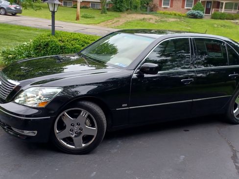 Used 2004 Lexus LS 430 image 1