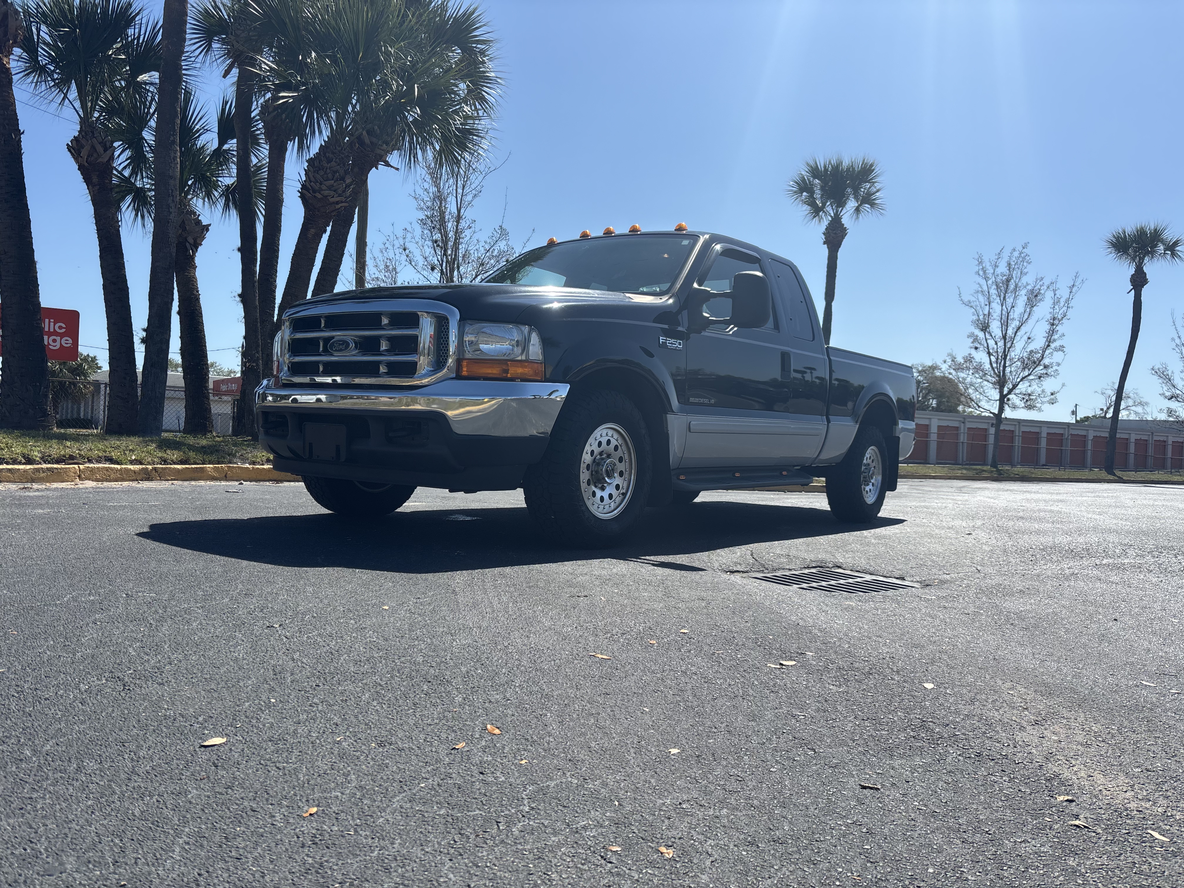 Used 2001 Ford F250 2WD SuperCab Super Duty image 5