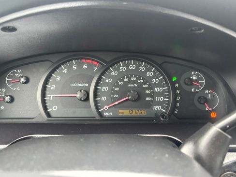 Used 2006 Toyota Tundra Darrell Waltrip Edition RWD image 13