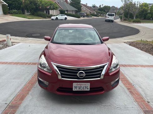 Used 2013 Nissan Altima 2.5 S image 1