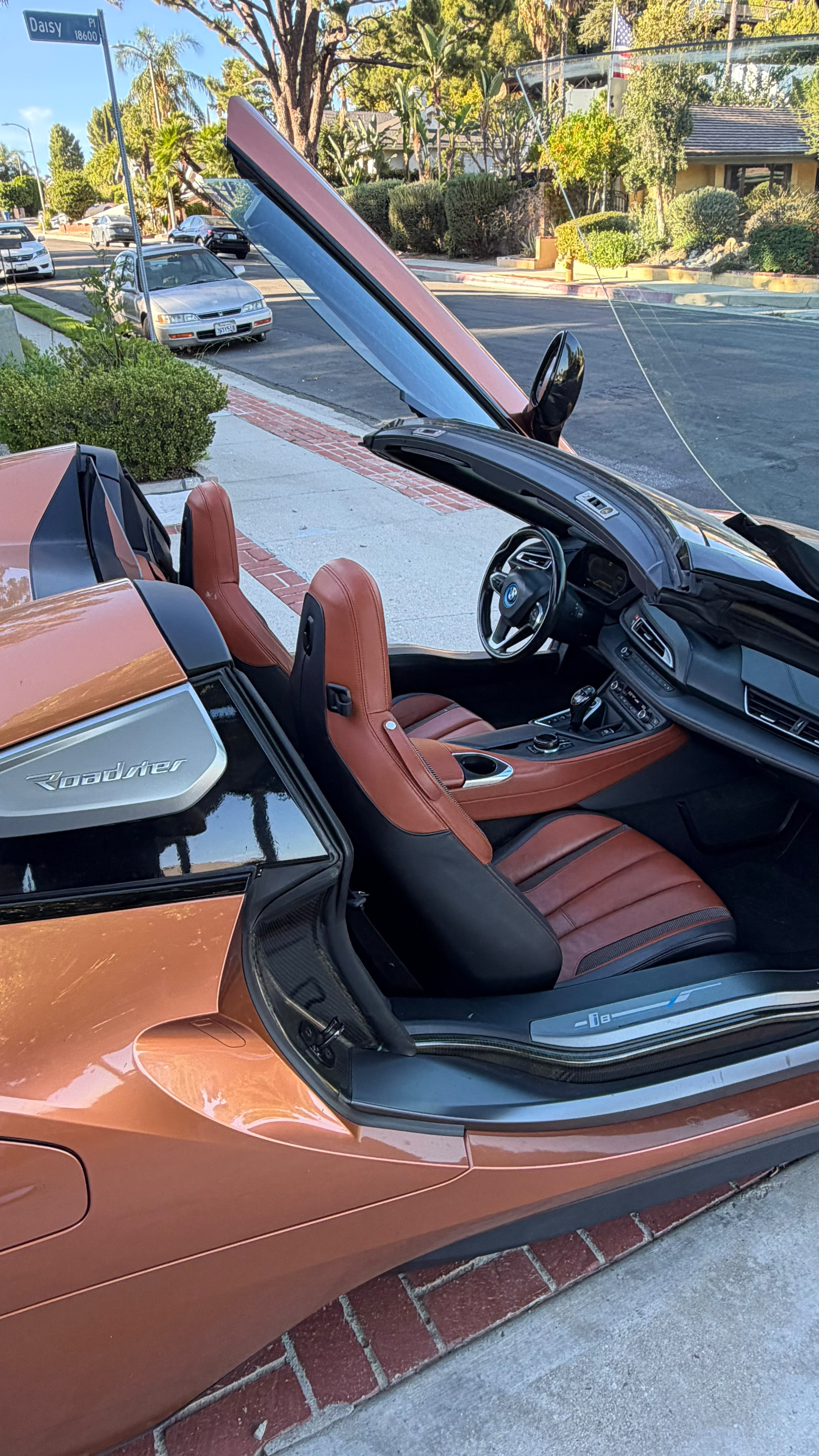 Used 2019 BMW i8 Roadster AWD/4WD image 14