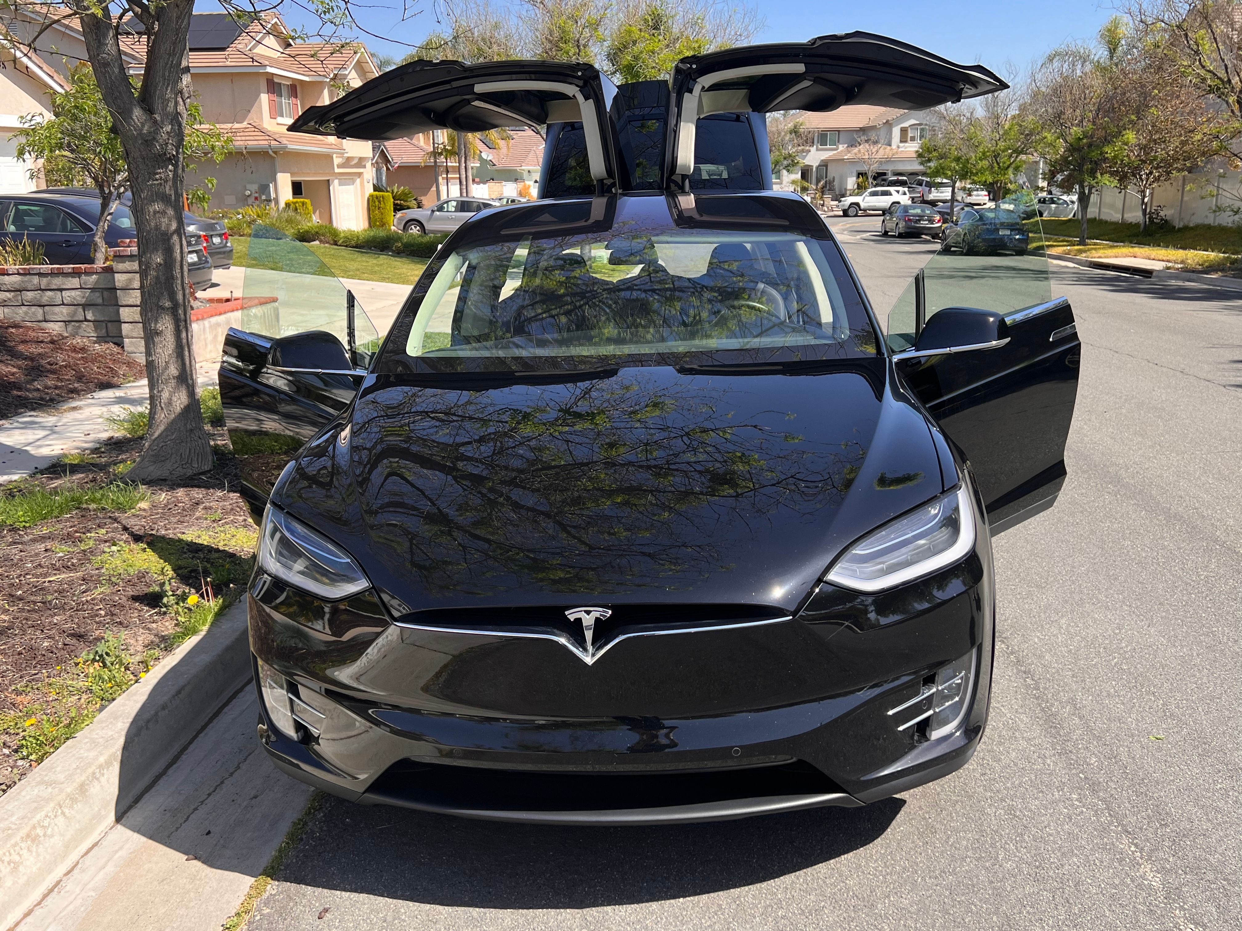 Used 2018 Tesla Model X 75D AWD/4WD image 19