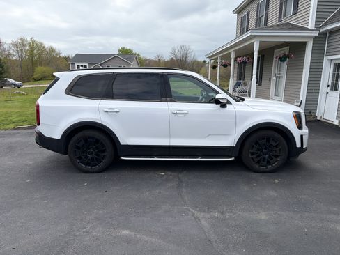 Used 2021 Kia Telluride SX w/ SX Prestige Package AWD/4WD image 2