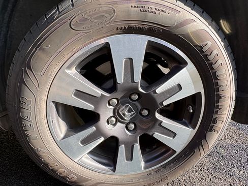Used 2019 Honda Ridgeline RTL image 17