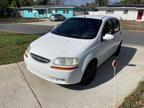 Used 2007 Chevrolet Aveo5 LS image 2