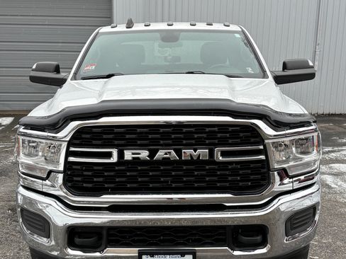 Used 2022 RAM 3500 Big Horn image 24