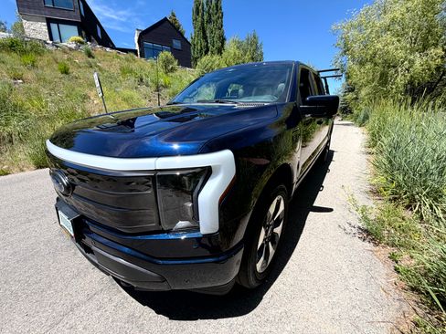 Used 2023 Ford F150 Lightning Platinum AWD/4WD image 2