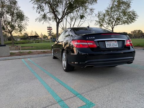 Used 2013 Mercedes-Benz E 550 E 550 Coupe 2D image 10