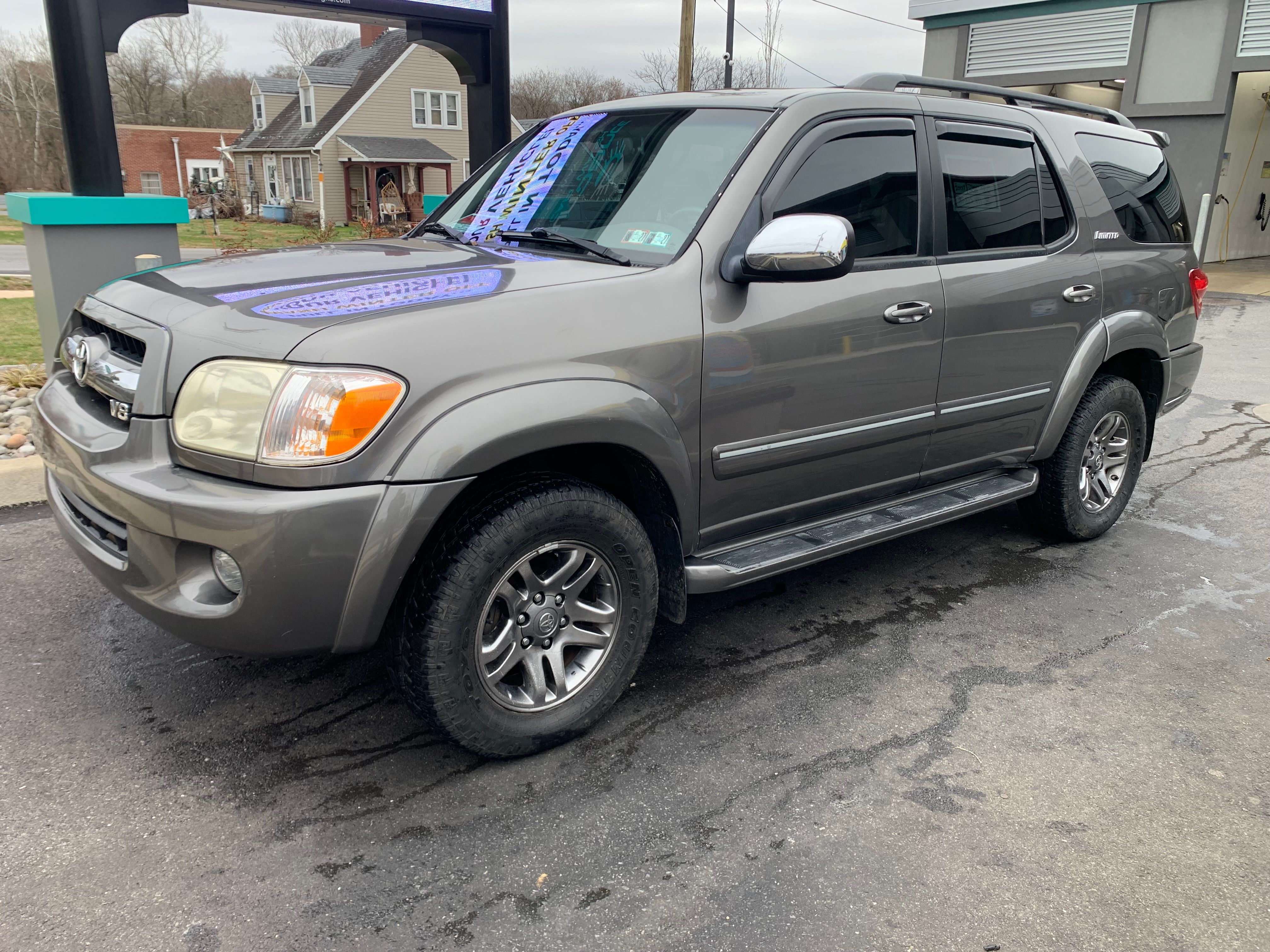 Used 2007 Toyota Sequoia Limited w/ Luxury Pkg AWD/4WD image 1