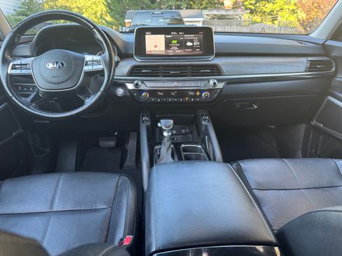 Used 2020 Kia Telluride EX w/ EX Premium Package AWD/4WD image 12