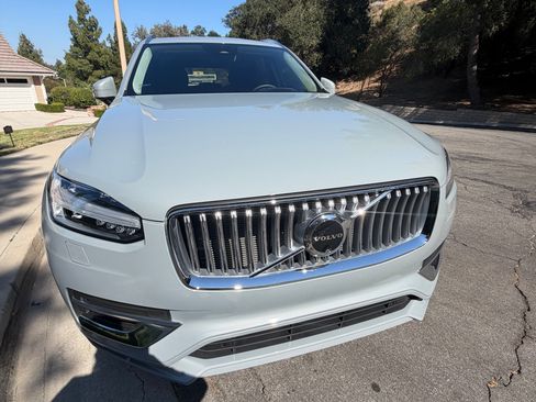 Used 2024 Volvo XC90 T8 Ultimate w/ Protection Package Premier AWD/4WD image 5