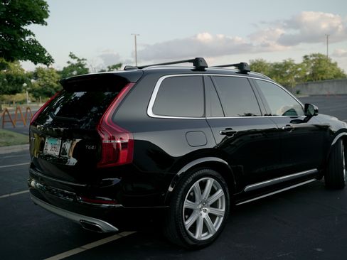 Used 2019 Volvo XC90 T6 Inscription w/ Advanced Package AWD/4WD image 2