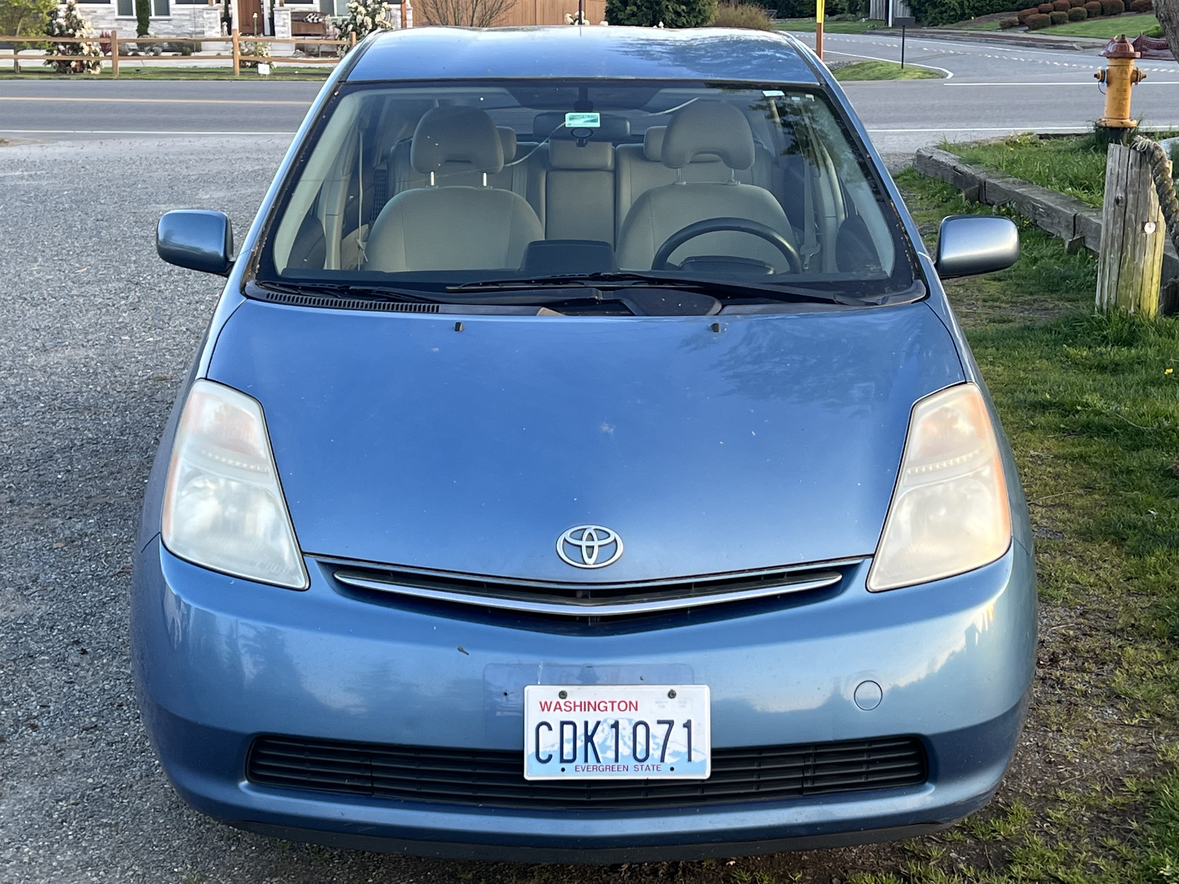 Used 2007 Toyota Prius w/ Pkg 2 FWD image 1
