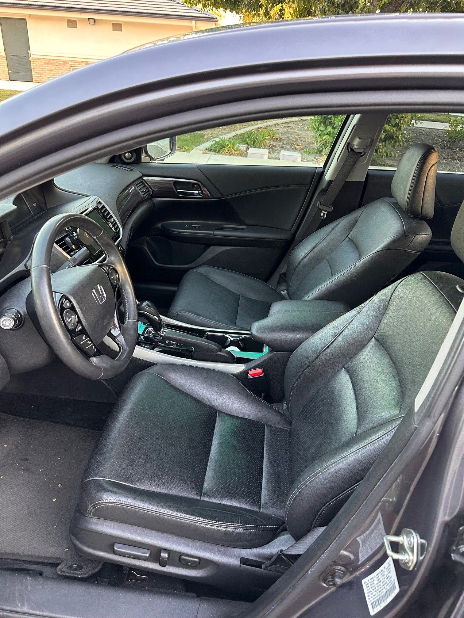 Used 2016 Honda Accord EX-L image 9