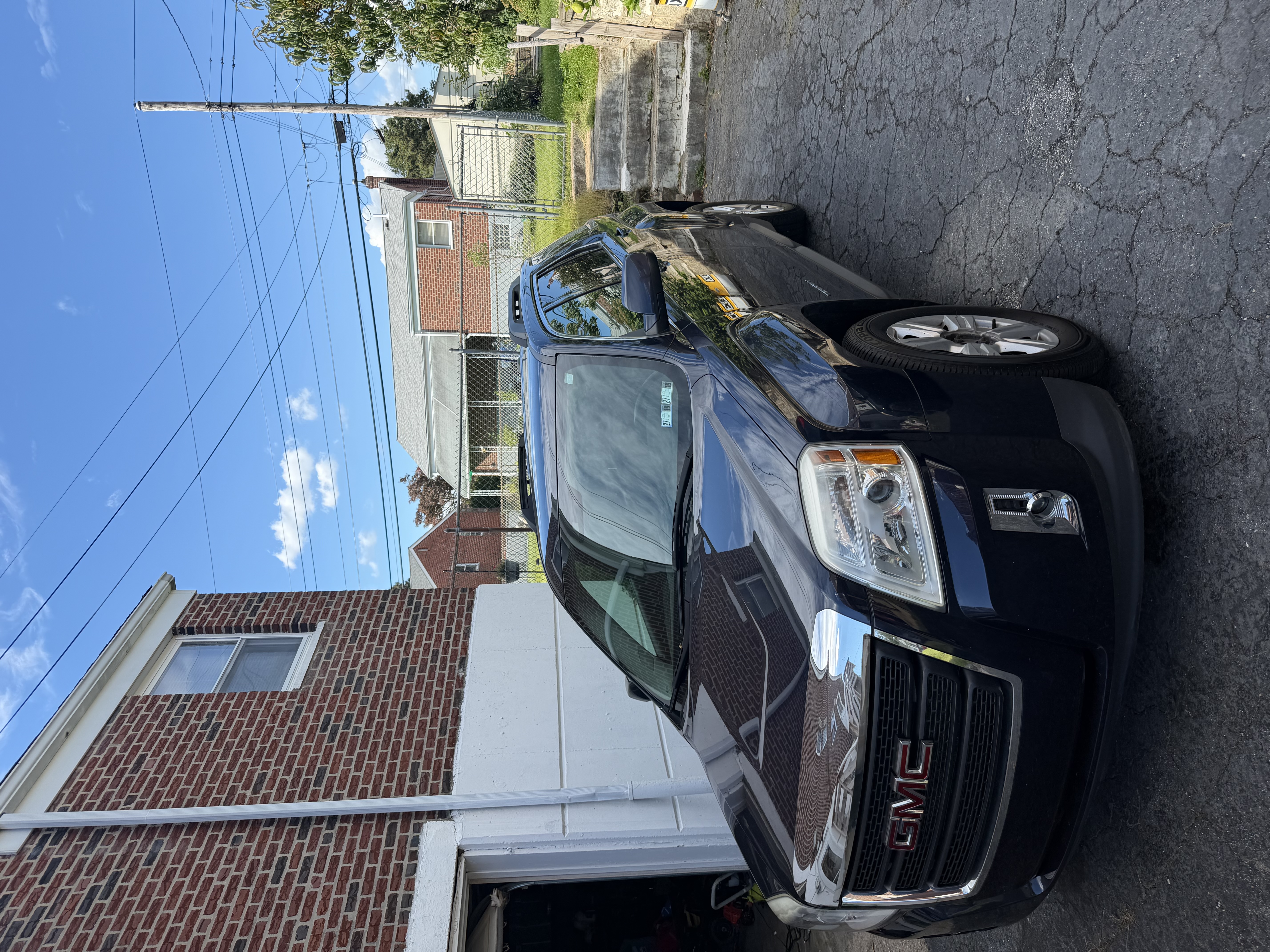 Used 2015 GMC Terrain SLE w/ Safety Package AWD/4WD image 4