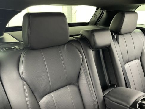 Used 2019 Land Rover Range Rover Evoque Landmark Edition AWD/4WD image 11