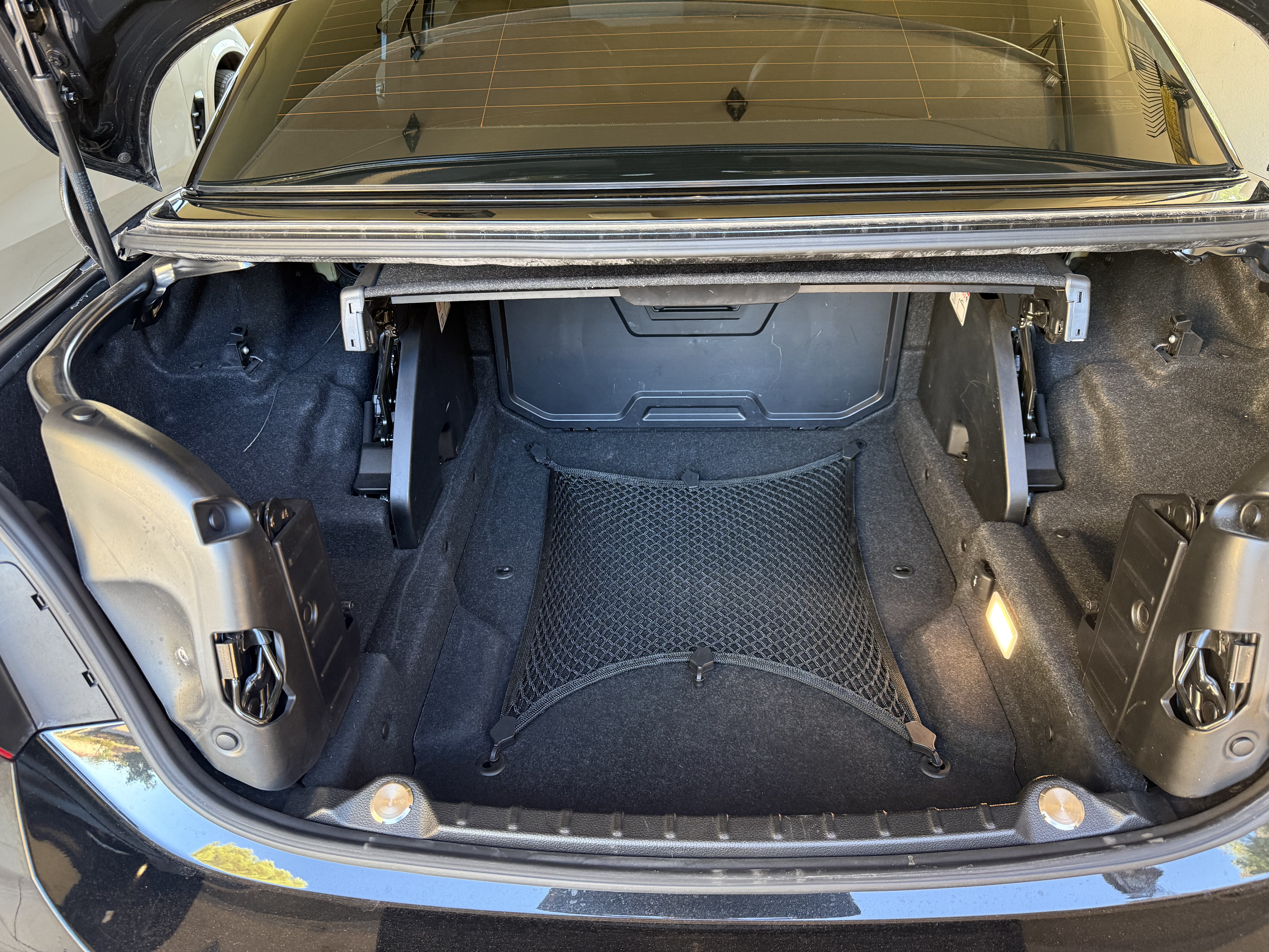 Used 2016 BMW M4 Convertible RWD image 16