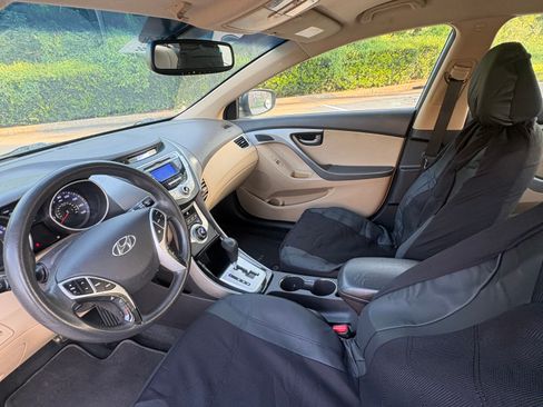 Used 2012 Hyundai Elantra GLS w/ Preferred Pkg 3 FWD image 10