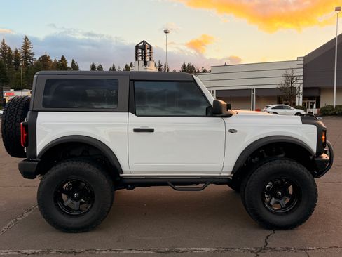 Used 2022 Ford Bronco Wildtrak image 10