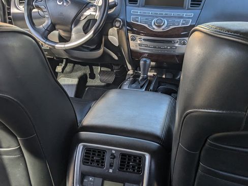 Used 2013 INFINITI JX35 AWD w/ Premium Pkg image 16