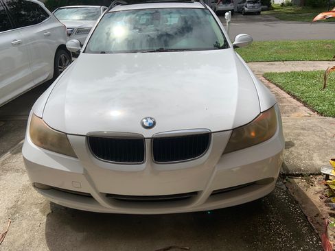 Used 2007 BMW 328i Wagon image 1