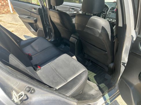 Used 2012 Subaru Impreza 2.0i Limited image 10