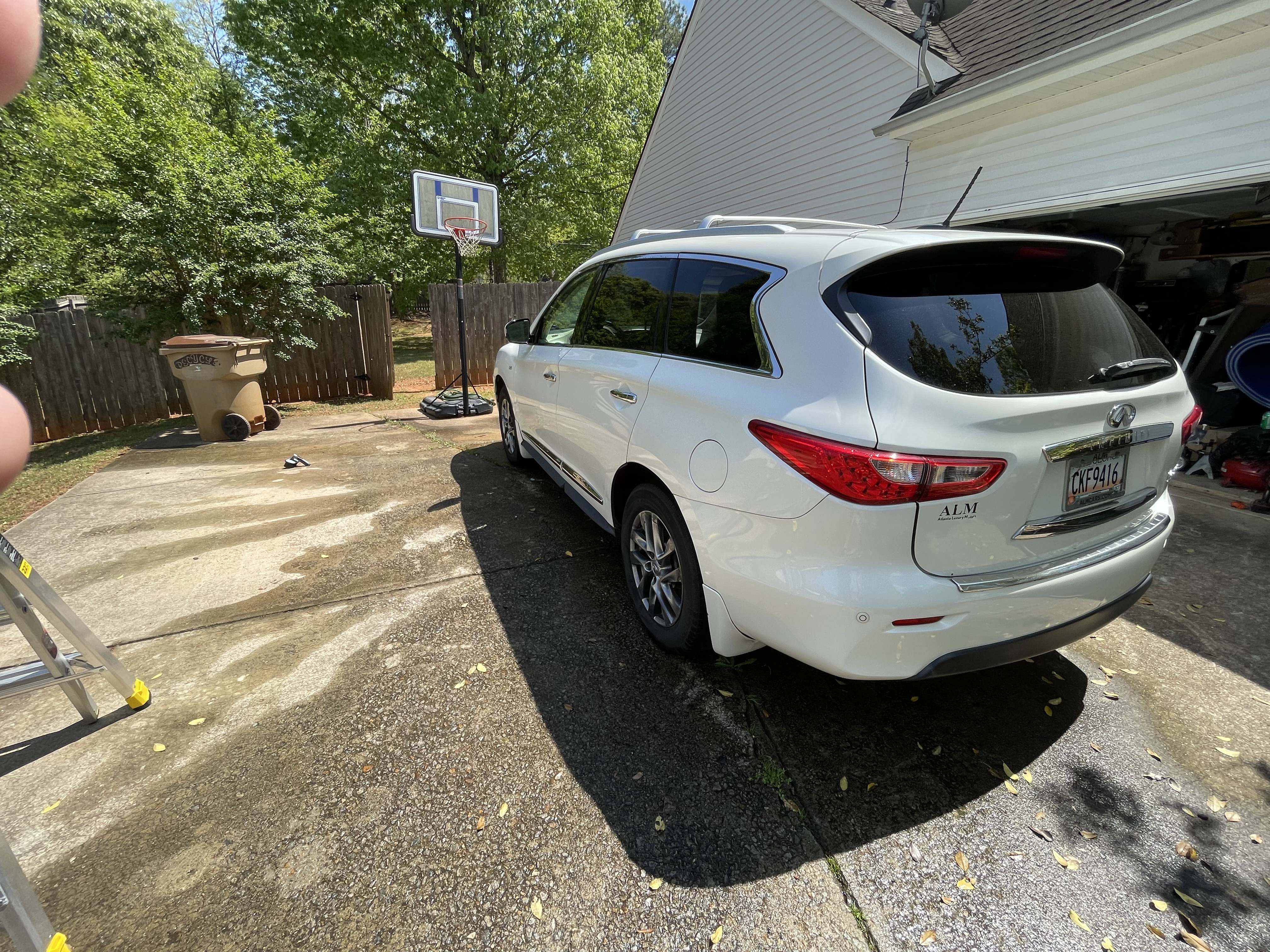 Used 2015 INFINITI QX60 Luxe w/ Premium Plus Package AWD/4WD image 4