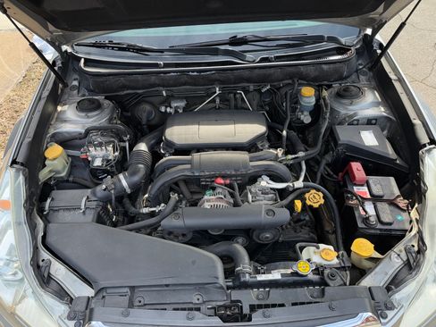 Used 2011 Subaru Outback 2.5i Limited w/ PWR Moonroof Pkg image 13