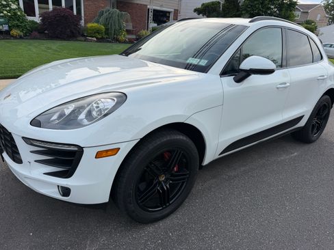 Used 2015 Porsche Macan S AWD/4WD image 16