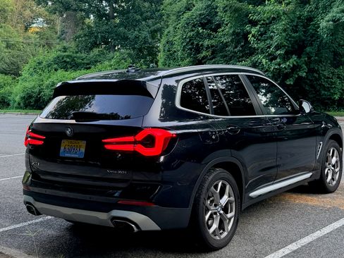 Used 2022 BMW X3 xDrive30i w/ Convenience Package AWD/4WD image 6